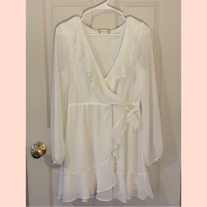 Altar’d State 🤍 white long sleeve mini dress